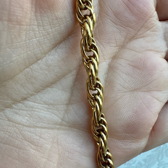 Givenchy Gold Chain Bracelet - Picture 4 of 6